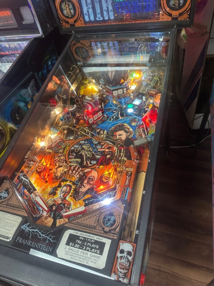 SEGA Mary Shelley's Frankenstein Pinball Machine - Image 9