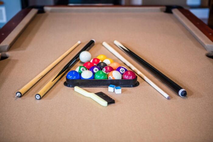 Minnesota Fats 7.5' Covington Billiard Table - Image 4