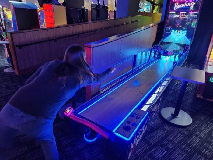 ICE Neon Bowling - Image 7