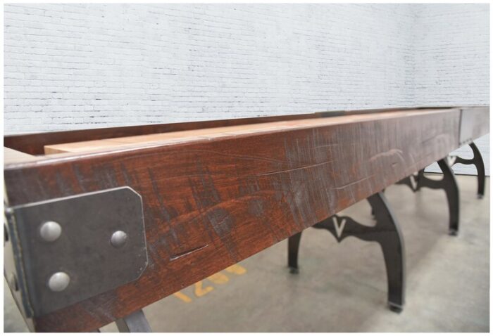 Venture Williamsburg 20' Shuffleboard Table - Image 5