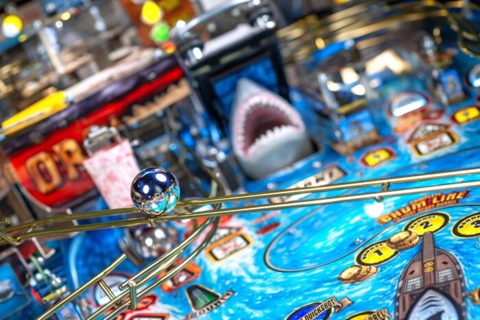 JAWS Pinball Machine Stern Pro Premium LE - Image 11