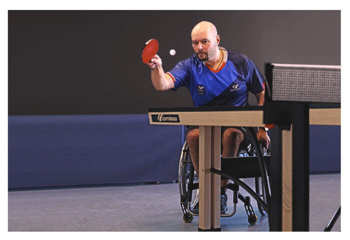 Cornilleau 850 Wood ITTF Premier Indoor Table Tennis Table - Image 13