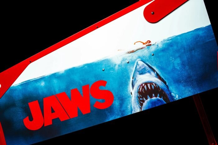 JAWS Pinball Machine Stern Pro Premium LE - Image 5