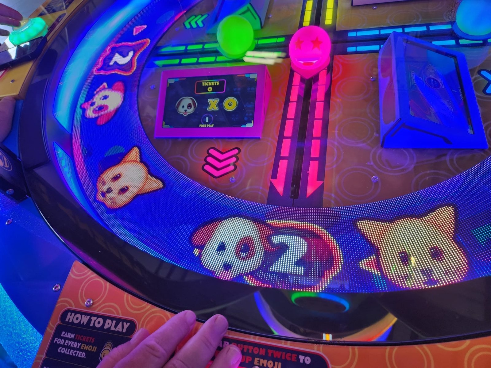 file_951db5e2-8b5d-4658-a94c-e909d2325822 Emoji Frenzy - Image 1