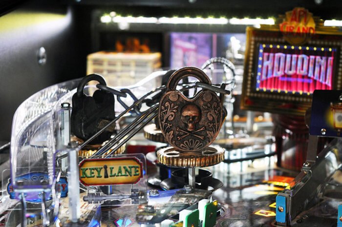 American Pinball Houdini Pinball Machine - Image 4
