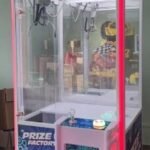 Pipeline Games Prize Factory 31" Crane