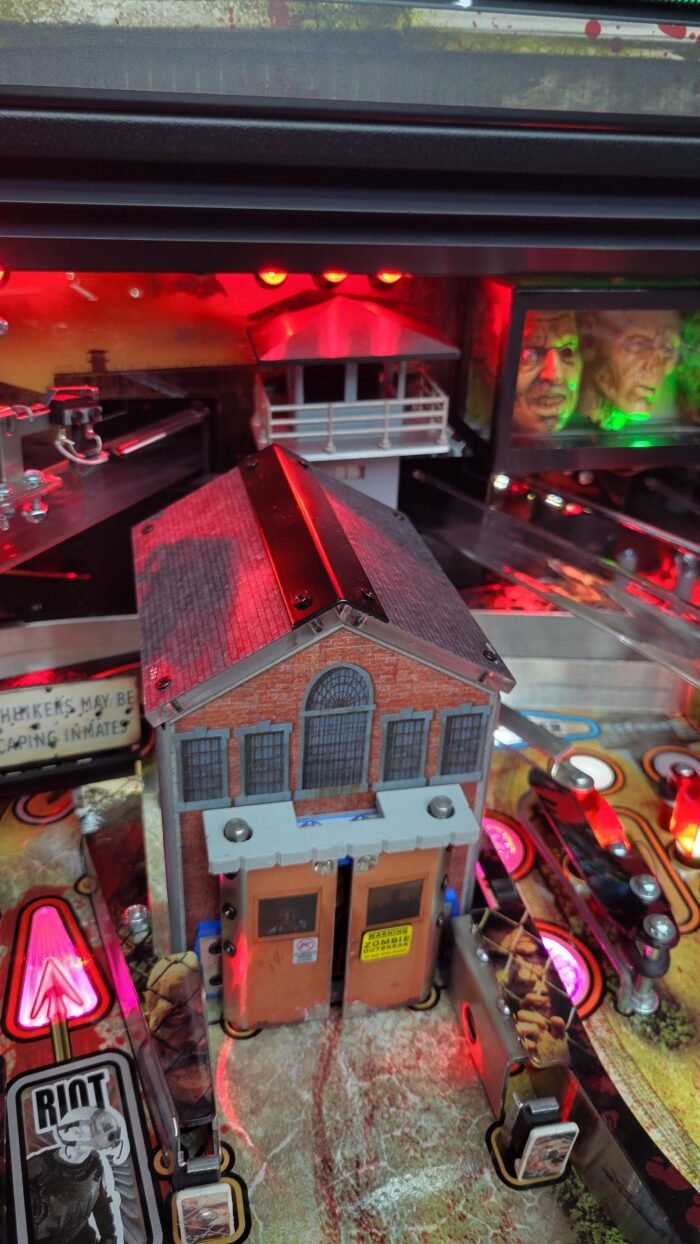 The Walking Dead LE Pinball - Image 13
