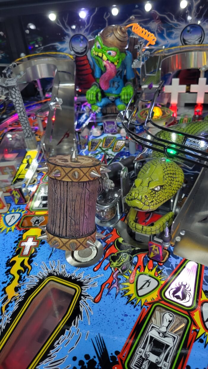 Stern Metallica LE Pinball - Image 15