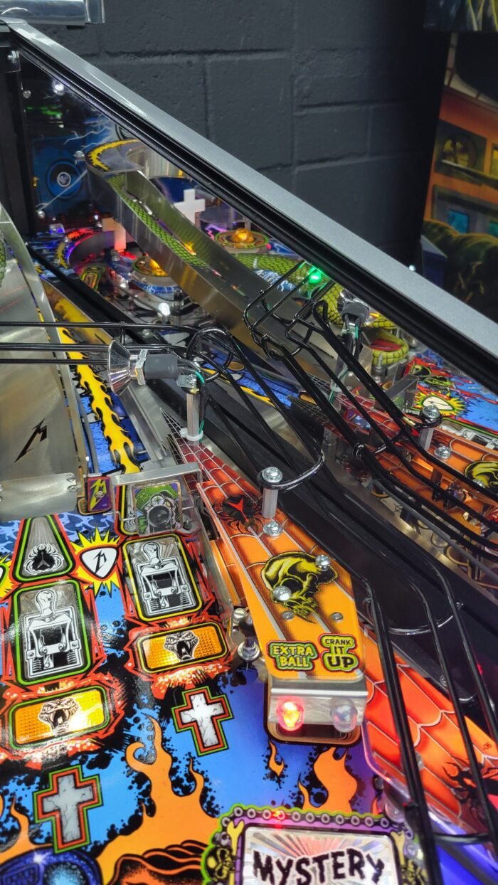 Stern Metallica LE Pinball - Image 16