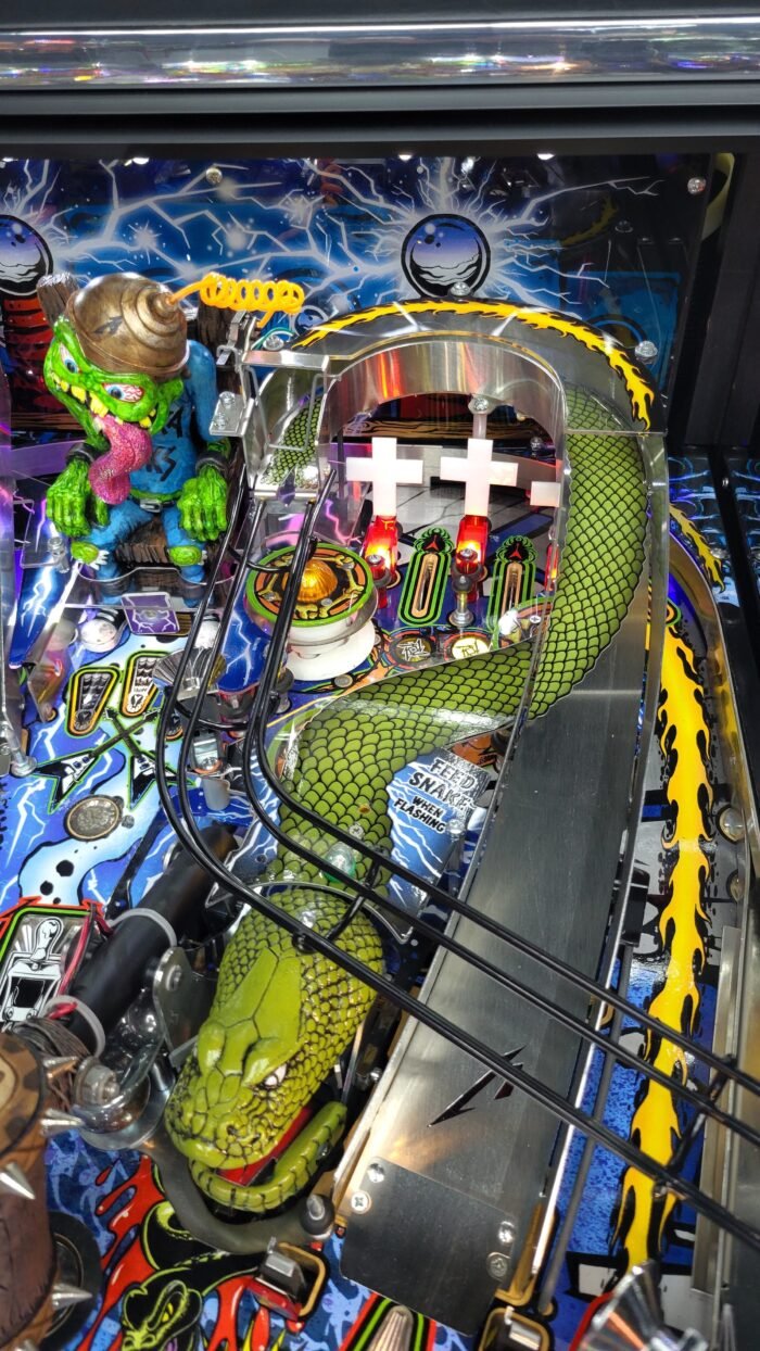 Stern Metallica LE Pinball - Image 13
