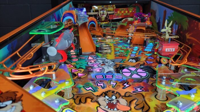 Spooky Looney Tunes CE Pinball - Image 9