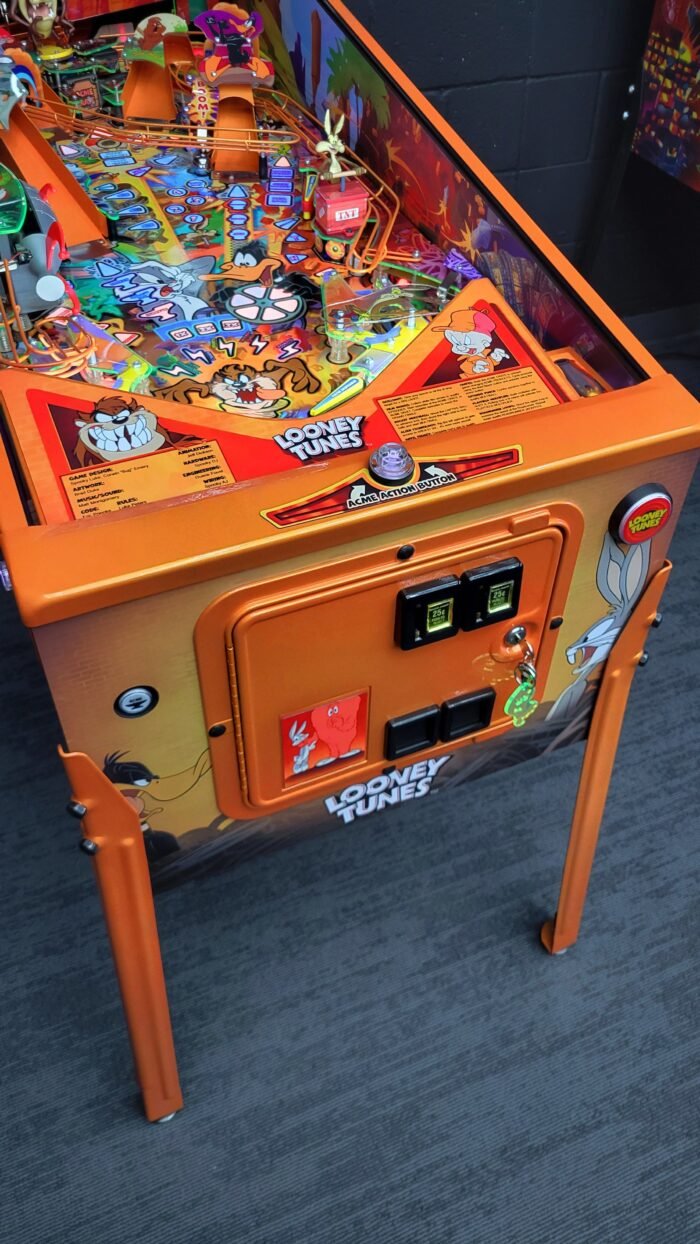 Spooky Looney Tunes CE Pinball - Image 8