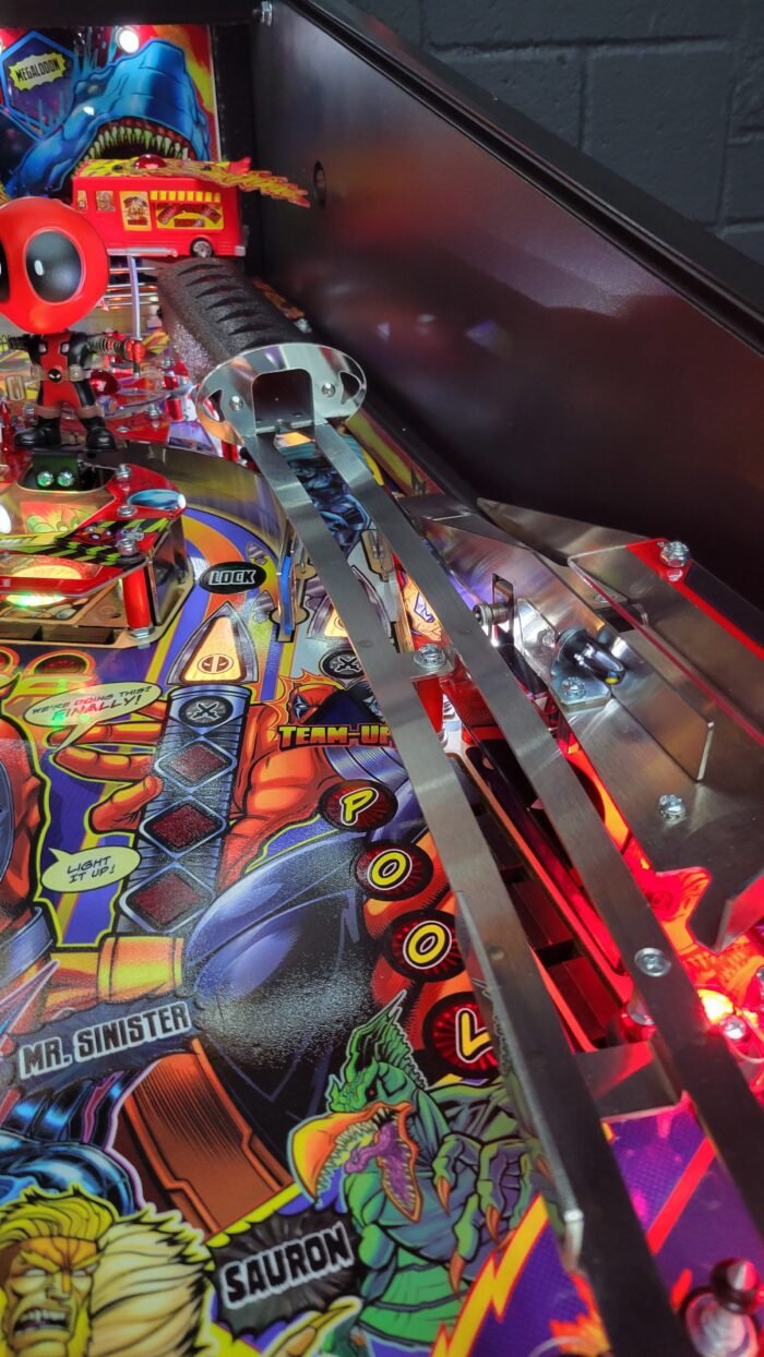 Deadpool Premium pinball by Stern - Image 6