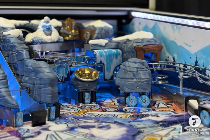Turner Pinball Yukon Yeti Pinball Machine - Image 9